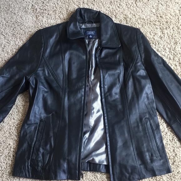 Leather jacket - Picture 2 of 3